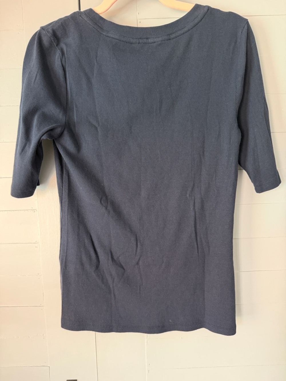Banana Republic Navy Short Sleeve Crewneck Tee - Picture 3 of 3